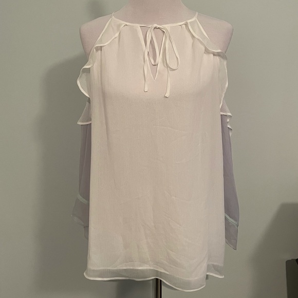 Lauren Conrad Cold Shoulder Flowy Top - Picture 1 of 5